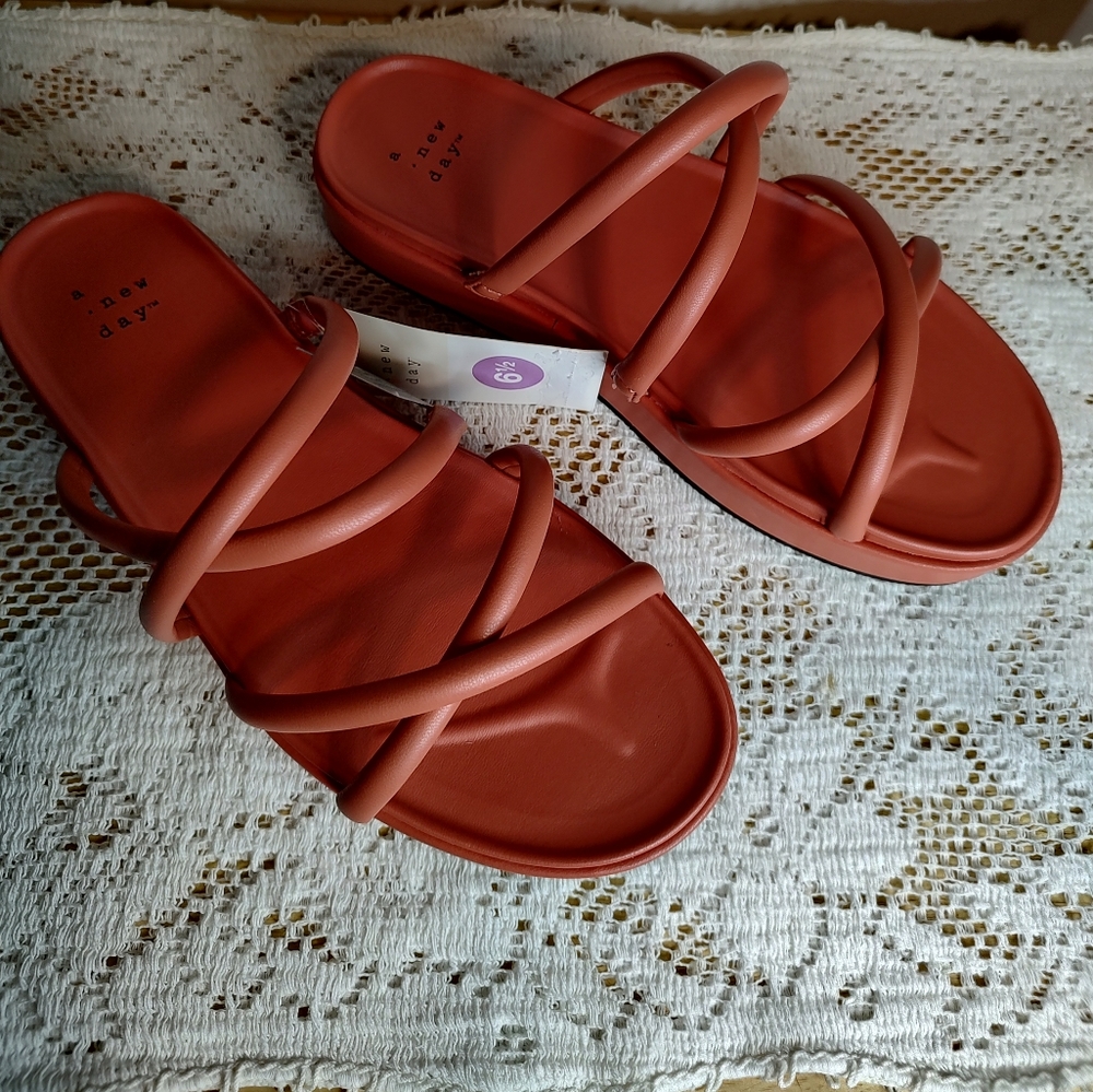 New US W 6.5 Apricot Orange/Dory a. new day strappy sandals w/ contoured footbed